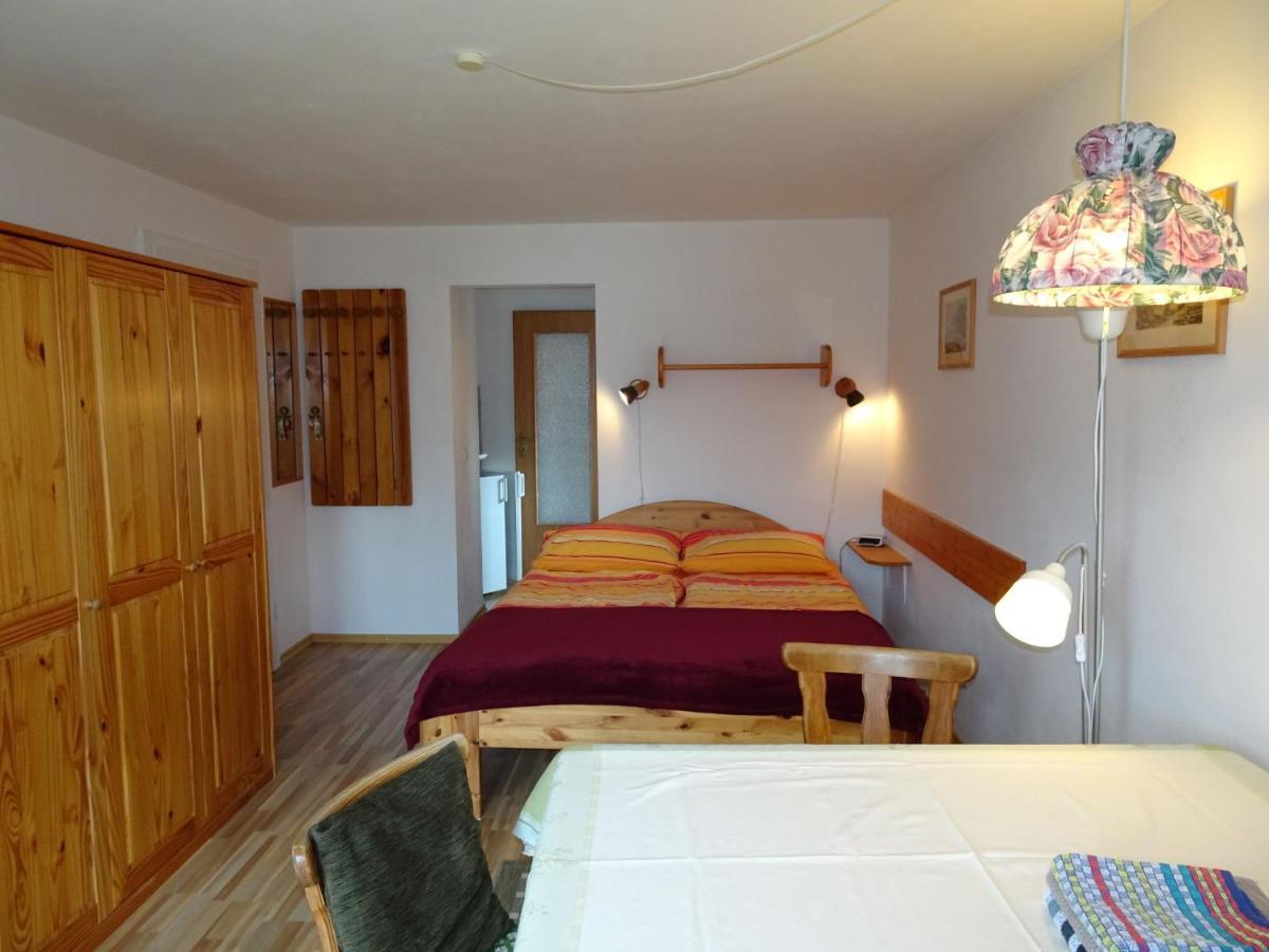 Gaestehaus Strobl Am * Gstadt am Chiemsee