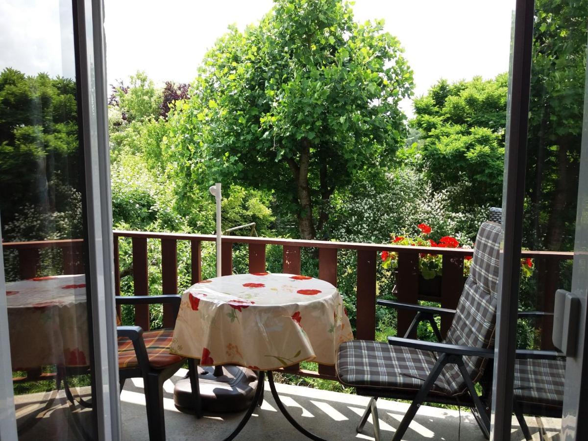 Apartment Gaestehaus Strobl Am Gstadt am Chiemsee